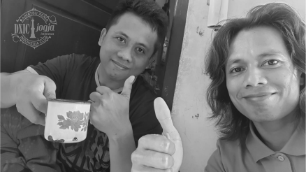 Ngopi bareng, obat puyeng.